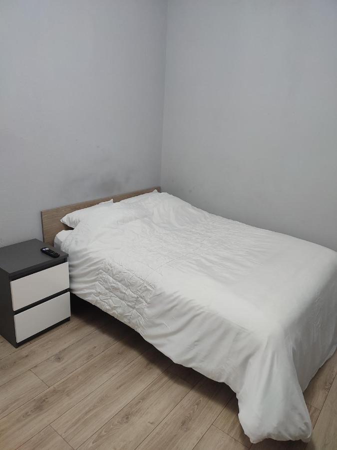 Chambre Prive Dans Une Maison Avec Terrasse Et Jardin Salles De Bain Partagees Apartment Lille Luaran gambar